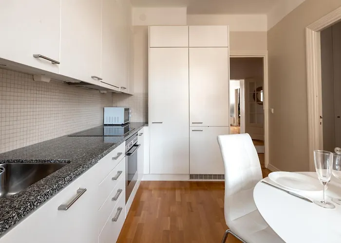 Apartment Poista 2ndhomes 117 M2 Bright Top Floor 3 Bedroom With Sauna In Center Helsinki