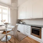 Poista 2ndhomes 117 M2 Bright Top Floor 3 Bedroom With Sauna In Center